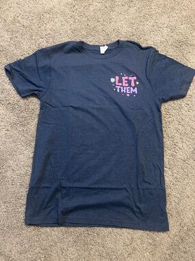 Love in Faith T-Shirt-Size M Brand New!!
